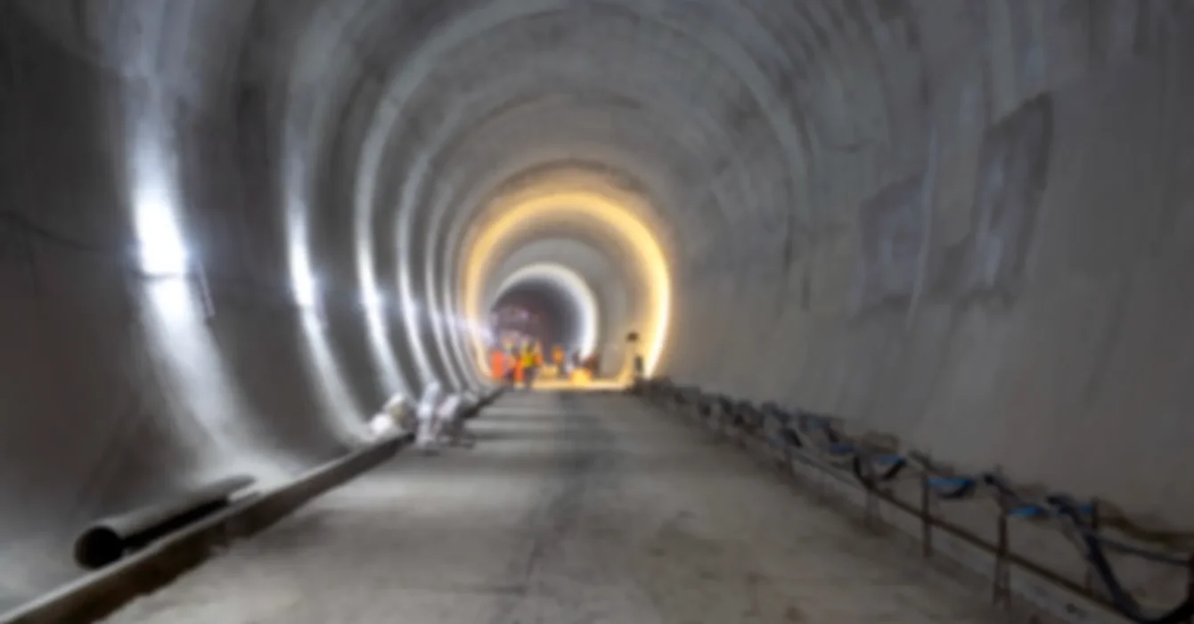 tunnel-construction-site