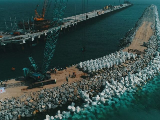 Break-water-Accropode-Construction-Project-1